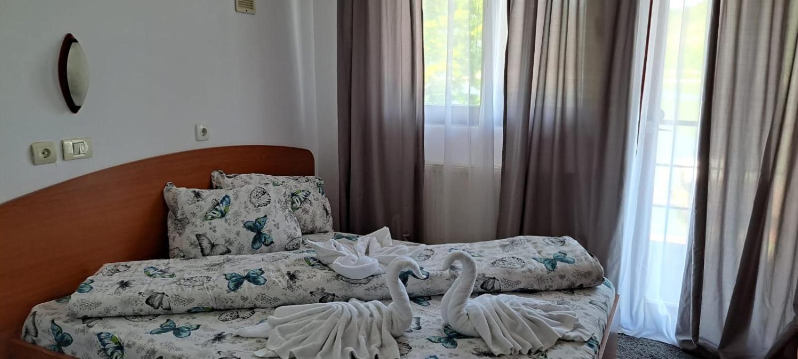 Hotel Pescarus Port Bicaz Dış mekan fotoğraf