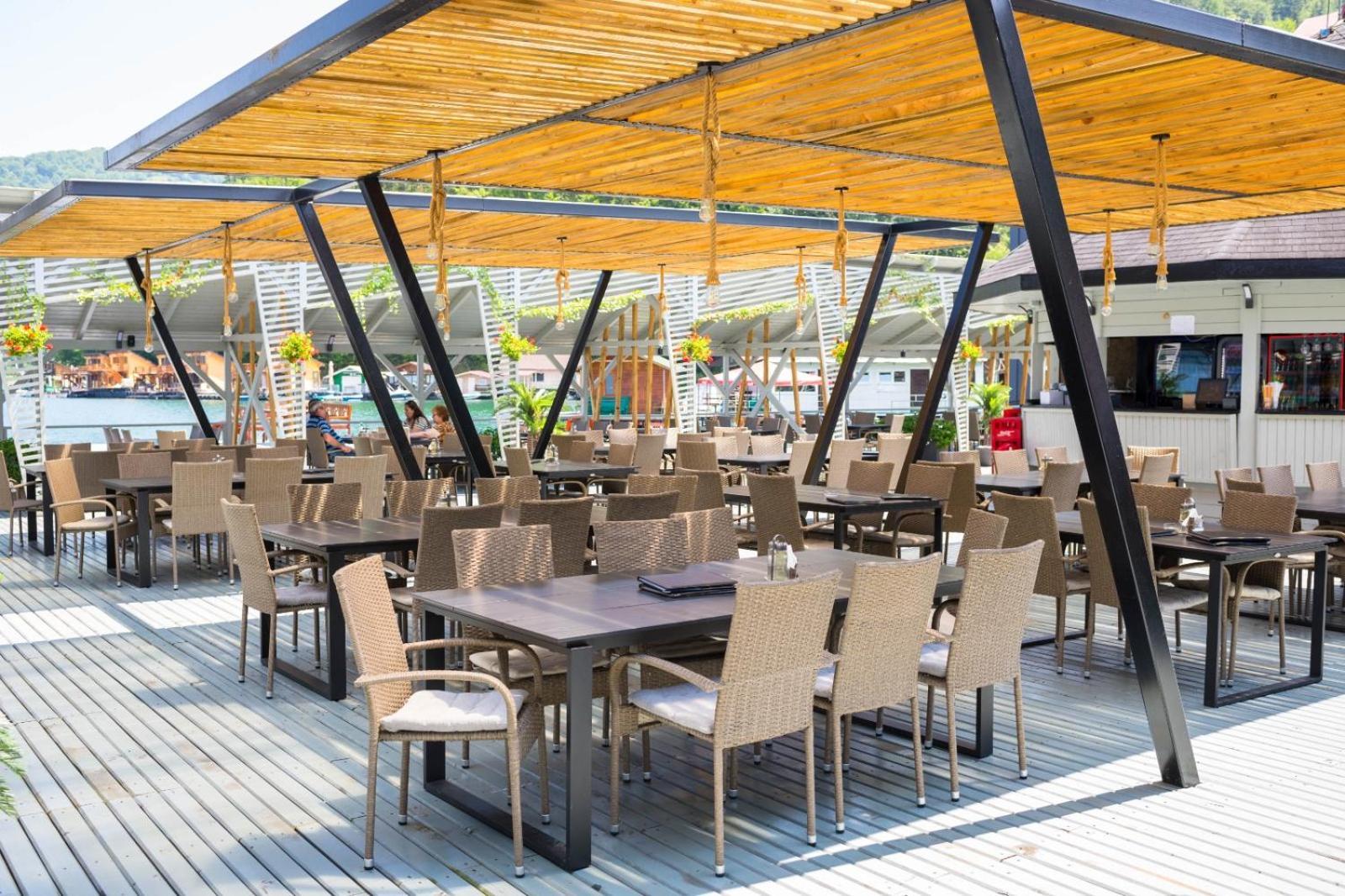 Hotel Pescarus Port Bicaz Dış mekan fotoğraf