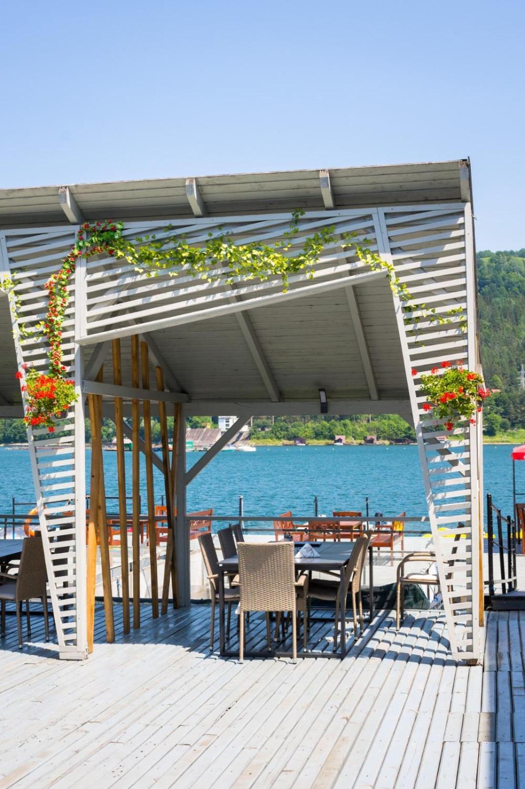 Hotel Pescarus Port Bicaz Dış mekan fotoğraf